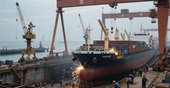 中国造船业订单下滑，西方施压下的挑战与韧性