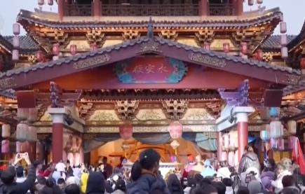 横店“影视IP+文旅”融合：小角色撬动大市场